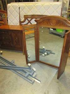 lot 113 image: Bedroom Set Includes Dresser On Whe...