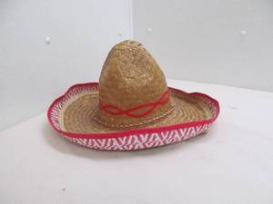 lot 3 image: new sombrero