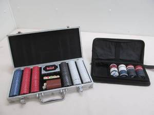 lot 34 image: poker game pieces