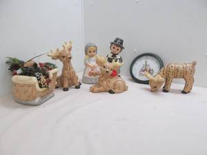 lot 67 image: ceramic statues