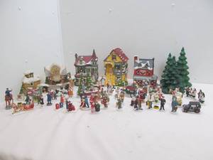 lot 68 image: holiday decorations