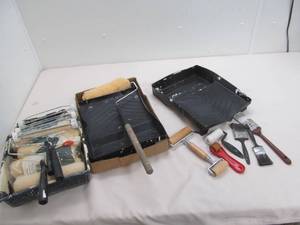 lot 84 image: painting supplies