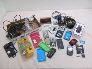 lot 101 image: phone asseccories