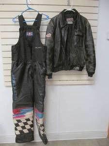 lot 108 image: Polaris leather coat, bibs