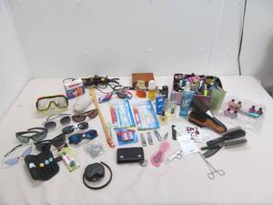 lot 120 image: personal care items