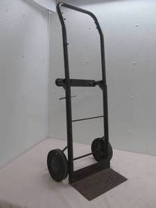 lot 164 image: utility cart