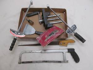 lot 182 image: tools