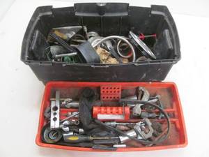 lot 186 image: tool box, tools