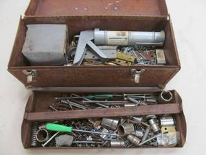 lot 187 image: tool box, hardware