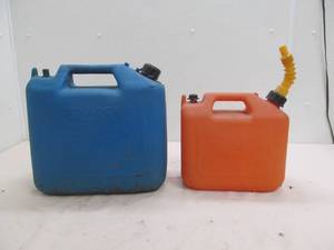 lot 190 image: kerosene container, gas container