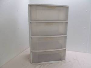 lot 192 image: sterlite storage drawer