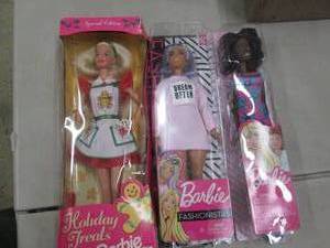3 Barbies...