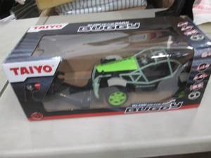 Taiyo RC Glow in the Dark Buggy op...