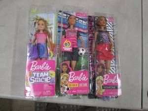 3 Barbies...