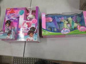 Nella Princess Knight, Rainbow Pony...