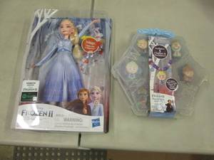 Frozen II Singing Elsa, Necklace Ac...