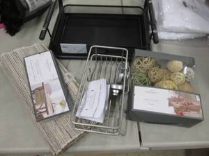 Vase Filler, Shower Basket, Table R...
