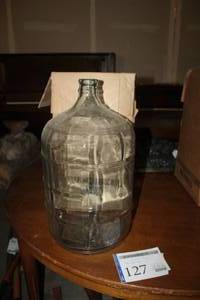 lot 127 image: Garrafon Cuadricula Glass Jug