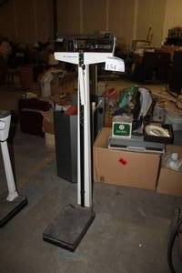 lot 154 image: Health-o-meter Floor Scale with Height Measure