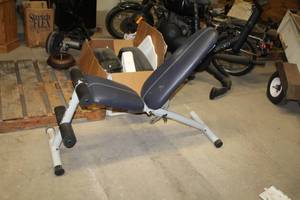 lot 18 image: Reebok Exercise Machine