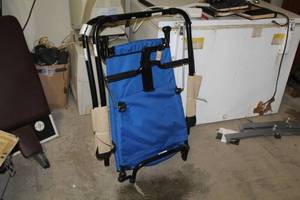 lot 19 image: AB Lounge Abdominal Trainer Exercise Machine