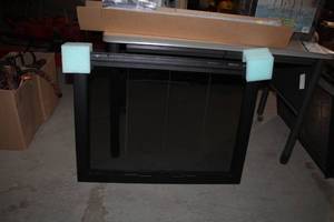 lot 35 image: Fireplace Cover 4-Glass Panel with Screen (new)