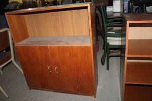 lot 59 image: Wood TV Stand 2-Door Storage