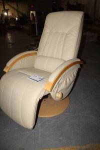 lot 69 image: Swivel Massage chair with remote