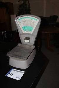 lot 91 image: The Eberhardt Company  Mail Scale B-143