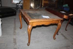 lot 81 image: Glass Top Wood Living Room Table