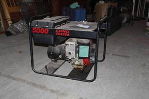 lot 76 image: Long Run 5000 Voltmaster Electric Generator A50E
