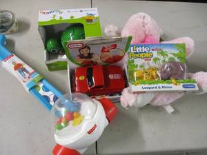 lot 74 image: Baby truck, popper, and animals...