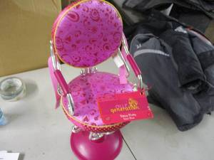 lot 116 image: Our Generation Sitting Pretty salon...