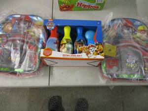 lot 139 image: 2 Paw Patrol backpack with a Paw Pa...