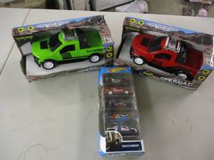 lot 180 image: Hot Wheels and Trucks...