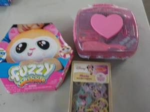 lot 211 image: Fuzzy, Minnie and Makeup Kit...