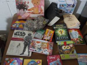 lot 256 image: Puzzles, Books and More...