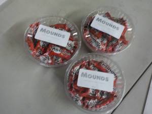 lot 259 image: Mounds Park Chocolate 3 Tubs of  16...