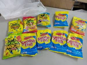 lot 264 image: Swedish Fish near or past best dat...