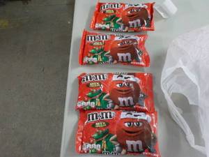 lot 274 image: Milk Chocolate M & Ms 4 pack near...