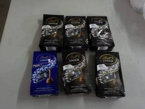 lot 284 image: Lindt Dark Chocolate and Extreme Da...