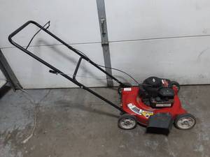MTD 20 Cut Mower 140cc Briggs & Straton Runs