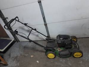 John Deere JS63 Self Propelled Mower -Runs