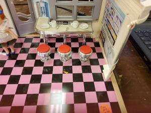 lot 65 image: play set dinner