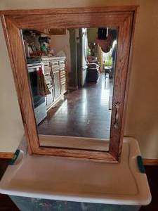 lot 10 image: Solid Oak Key Cabinet