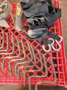 lot 14 image: Deer Hunting Hardware