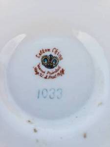 lot 37 image: Lefton China (Hand Painted)