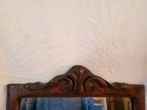 lot 39 image: Antique Wall Mirror (Solid Oak)
