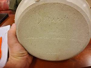 lot 183 image: Pie dish