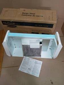 RL6200 Series 24 in. Ductless Under Cabinet Range Hood with Light in White by Broan-NuTone- slightly damaged not used